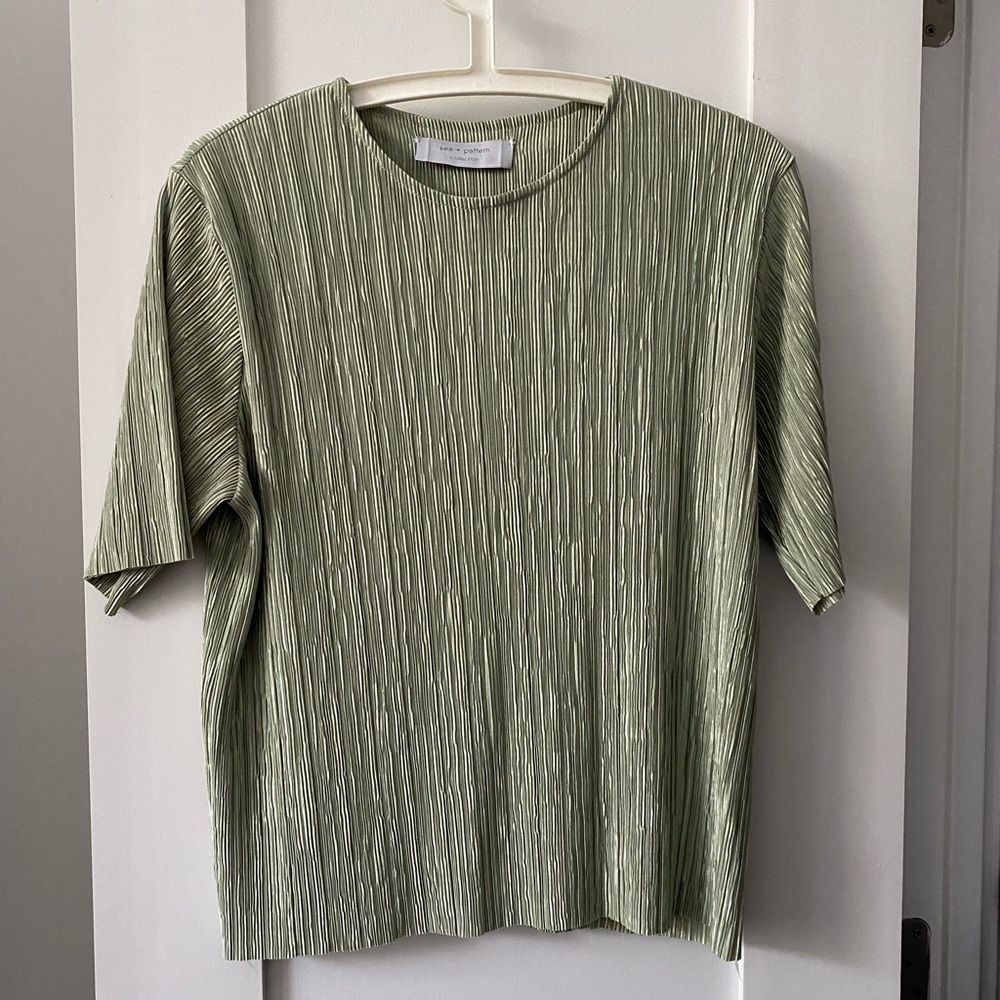 Sea + Pattern Pleated Top